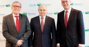 From left to right Dr. Michael Gräf, CEO of Europipe, Dr. Oleg Aksyutin, CEO of South Stream Transport and Alexander Soboll, Managing Director of Europipe