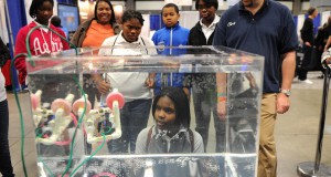 NJROTC Receives ONR SeaPerch Underwater Robotic Kits (USA)