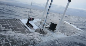 USA Wave Glider Transmits Real Time Weather Data Through Hurricane Sandy