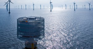 Offshore-Windpark Lillgrund - Windpark mit Offshore-Umspannstation / Lillgrund Offshore Wind Farm - Wind farm with offshore transformer station