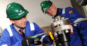 ThinJack’s Robin Goodwin (left) and Bob Ure (right) at work