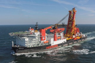 ULSTEIN Designed Deepwater Construction Vessel 'Aegir' Wins KVNR Shipping Award