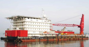 VB Arctic Tows Acergy Antares Pipelayer (Nigeria)
