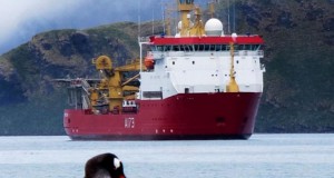 HMS Protector Takes Part in South Georgia Tasks