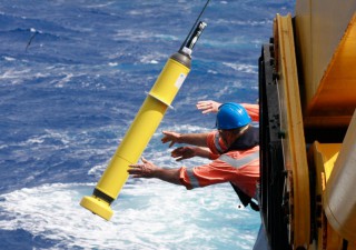 Robotic Floats Deployed in the Indian Ocean