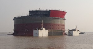 FPSO hull launch_full