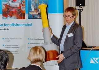 Demonstration by Tor Inge Tjelta, from Statoil