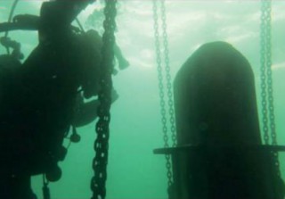 Hydrex diver during the rudder removal