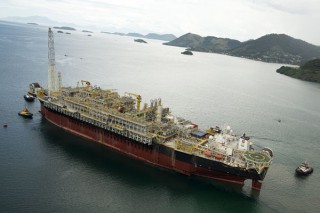 Petrobras Starts Production from Third Well at Sapinhoá Field