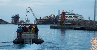 Costa Concordia Emerges 4 Meters from Water