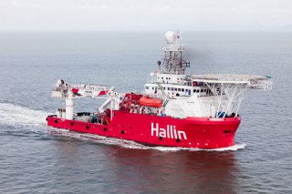 Hallin Marine Replaces Mooring Lines on Live FPSO in China