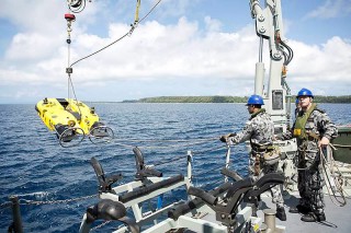 HMAS Yarra Conducts Search for Navy's First Submarine