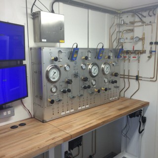 SMP Delivers Containerised Dive System to Titan Salvage