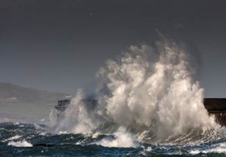 Marine-Power-Systems-WaveSub-Gets-SCORE-Grant
