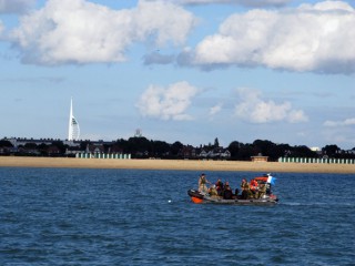 Royal Navy Divers Remove Two Underwater Pillars Posing Menace in Solent