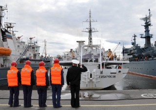 Hydrographic Vessel Sibiryakov Returns to Lomonosov port