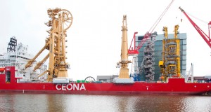 Ceona Amazon pipelay system and cranes3