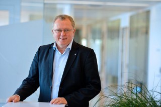Statoil Profit Slips on Plunging Oil