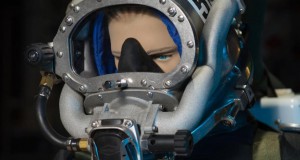 Navy Develops New System for Diver Life Support