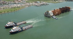 Heidelberg Truss Spar on Its Way to Green Canyon
